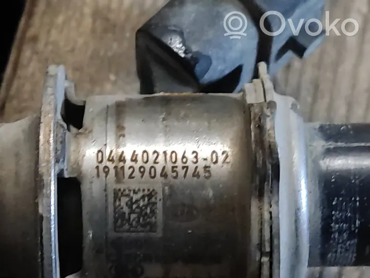 Hyundai Tucson TL Injecteur de carburant 0444021063