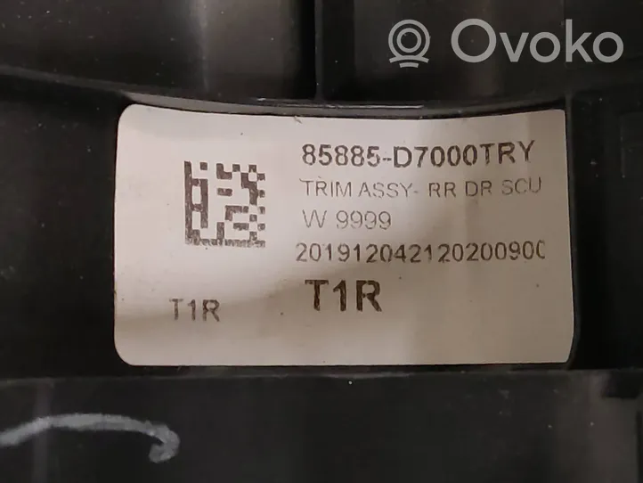 Hyundai Tucson TL Takaoven kynnyksen suojalista 85885D7000RY