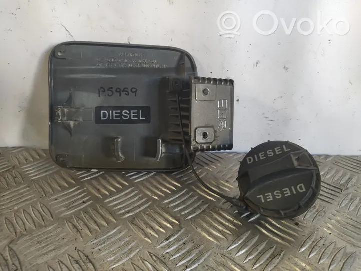 KIA Cerato Korek wlewu paliwa 695102F200