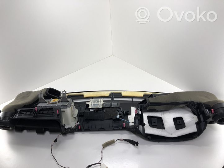 Toyota RAV 4 (XA40) Panelė 5530242050