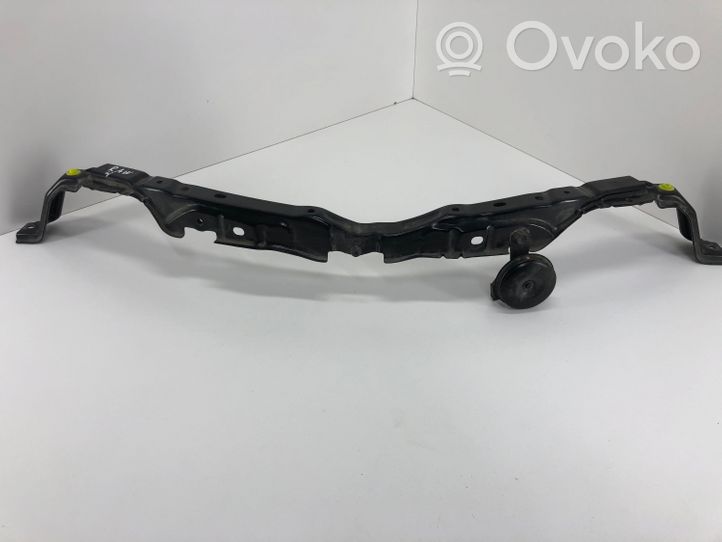 Toyota RAV 4 (XA40) Radiatoru paneļa augšējā daļa (televizors) 8652020300