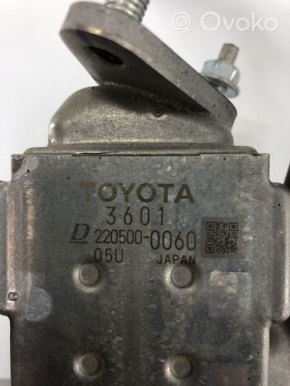 Toyota RAV 4 (XA40) EGR-venttiili/lauhdutin 2205000060