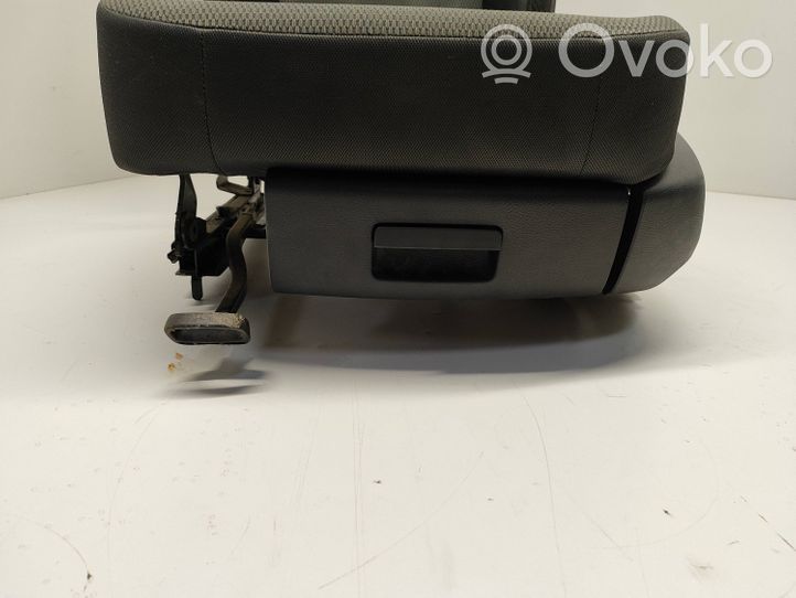 Volkswagen Golf VII Front driver seat 