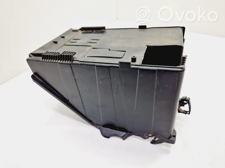 Citroen C4 II Couvercle de boîtier de batterie 9687472580