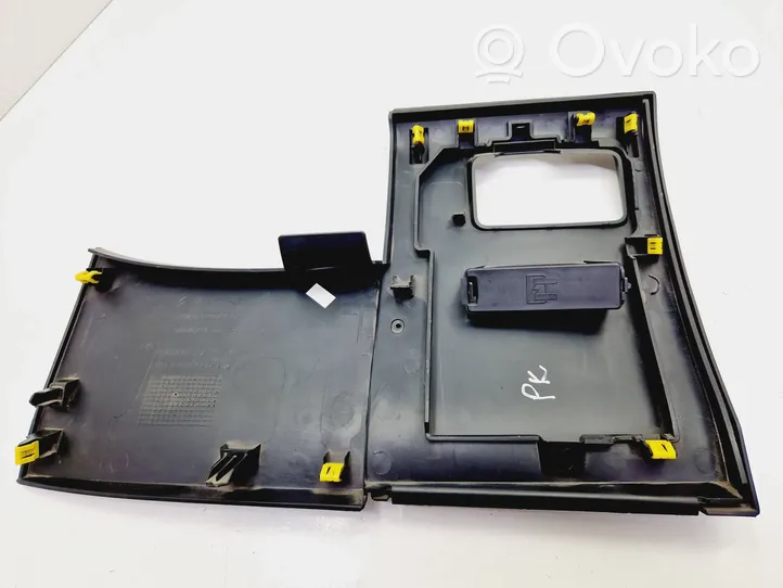 Citroen C4 II Rivestimento pannello inferiore del cruscotto 9688988577