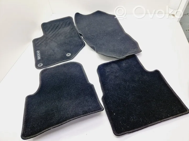 Peugeot 2008 II Car floor mat set 