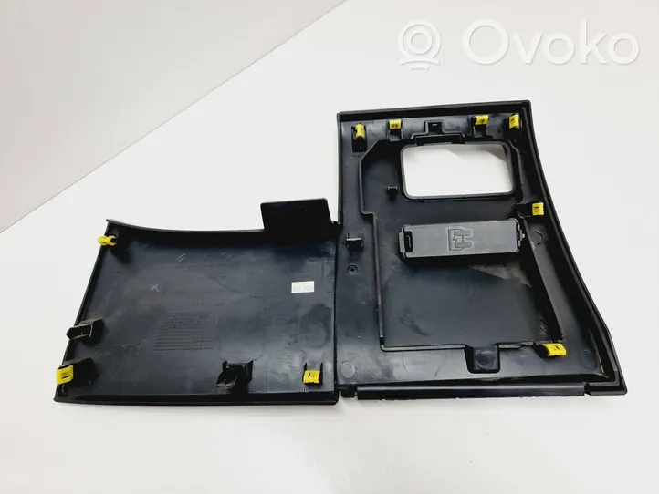 Citroen C4 II Garniture panneau inférieur de tableau de bord 9688988577