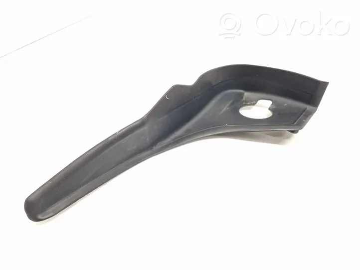 Renault Megane IV Rivestimento del tergicristallo 668220558R