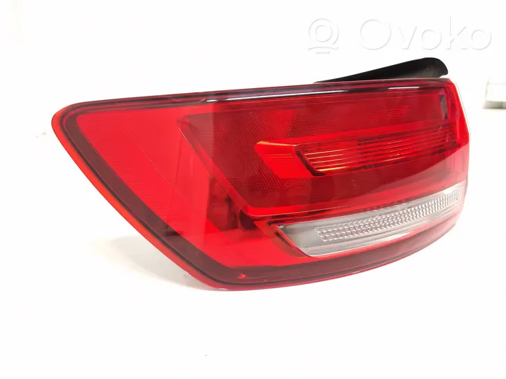 Audi A4 S4 B9 Luci posteriori 8W9945069