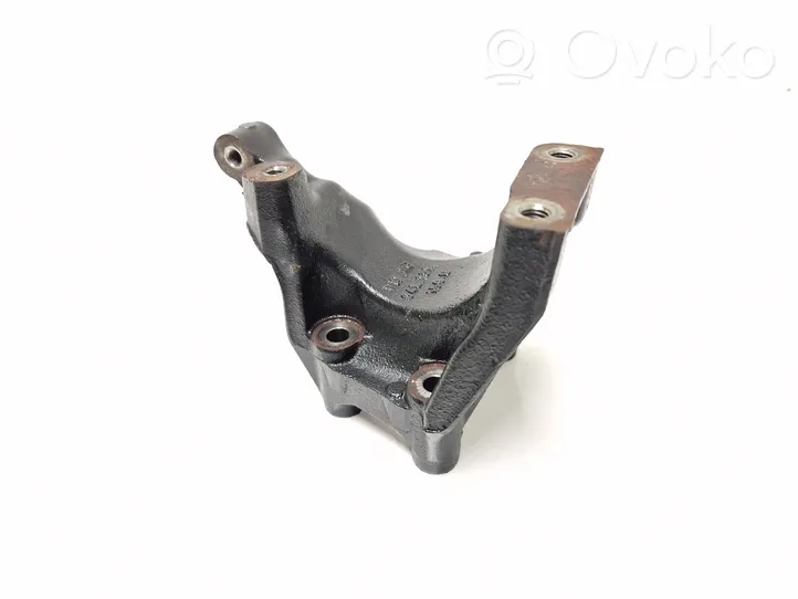 Audi A4 S4 B9 Engine mounting bracket 04L131159C