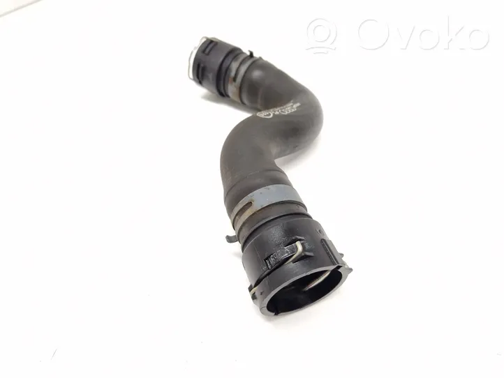 Audi A4 S4 B9 Tuyau de liquide de refroidissement moteur 8W0122101H