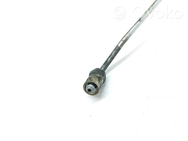 Toyota Land Cruiser (J120) Fuel line pipe 