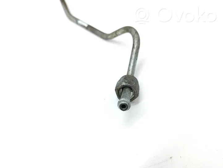 Toyota Land Cruiser (J120) Fuel line pipe 