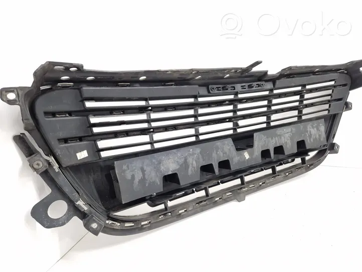 Peugeot 508 Maskownica / Grill / Atrapa górna chłodnicy 9686571877