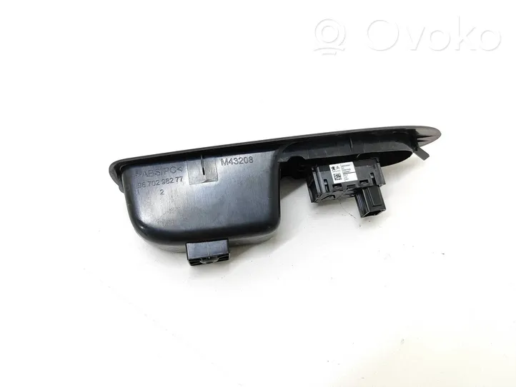 Citroen C4 II Interruttore di controllo dell’alzacristalli elettrico 9670298277