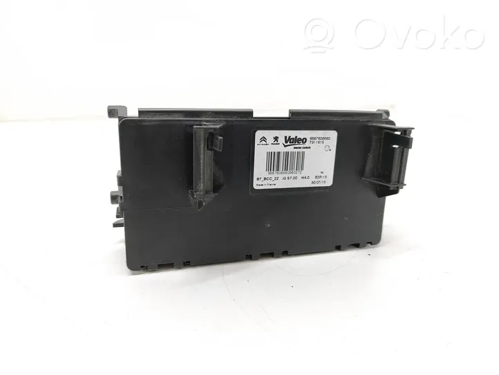 Citroen C4 II Module confort 9687606680