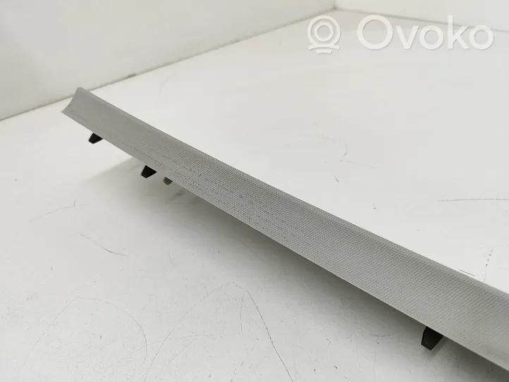 Mercedes-Benz B W245 Rivestimento laterale del portellone posteriore/bagagliaio A1697400870