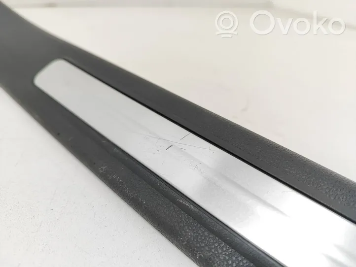 Mercedes-Benz B W245 Rivestimento del sottoporta delle minigonne laterali A1696800874