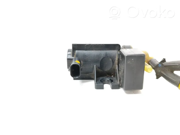 Mercedes-Benz B W245 Electrovanne Soupape de Sûreté / Dépression A0061536628