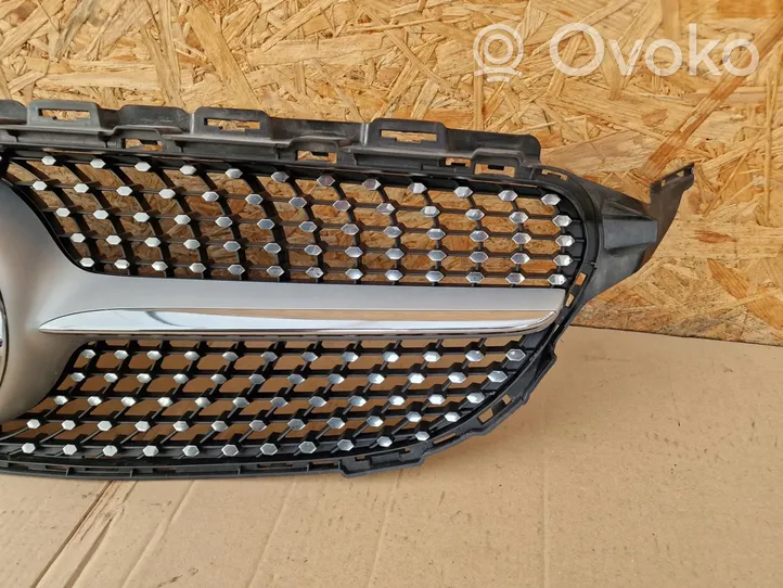 Mercedes-Benz C AMG W205 Grille de calandre avant A2058800307