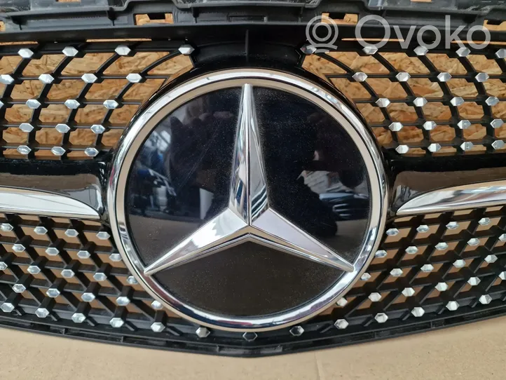 Mercedes-Benz C AMG W205 Grille de calandre avant A2058800307