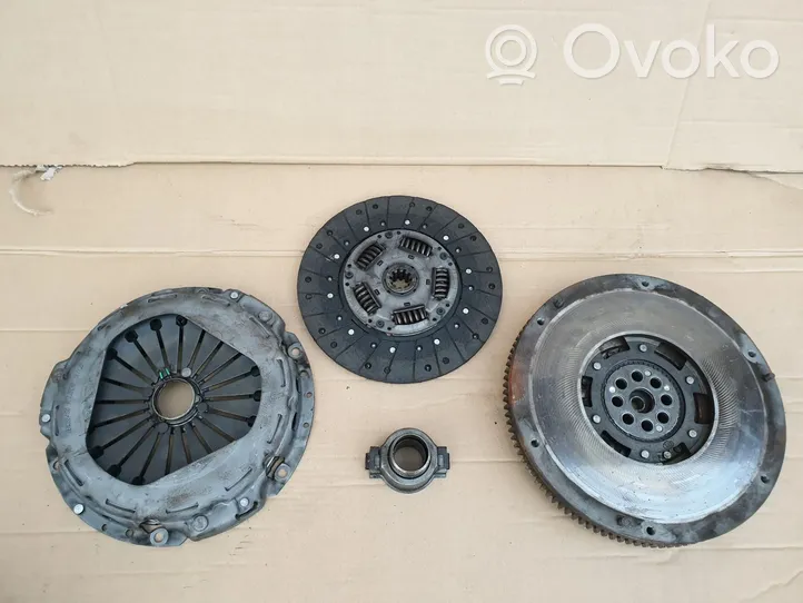 Iveco Daily 6th gen Kit d'embrayage 