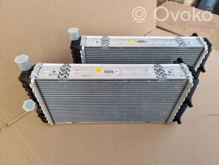 Audi R8 4S Dzesēšanas šķidruma radiators 4S0121212A