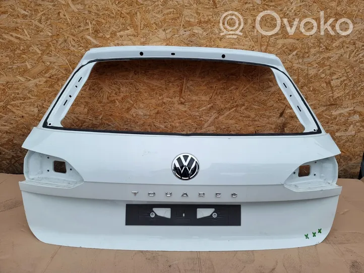 Volkswagen Touareg III Tylna klapa bagażnika 760