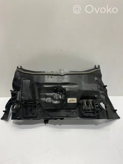 Mercedes-Benz C AMG W205 Autre pièce du moteur 2056207801