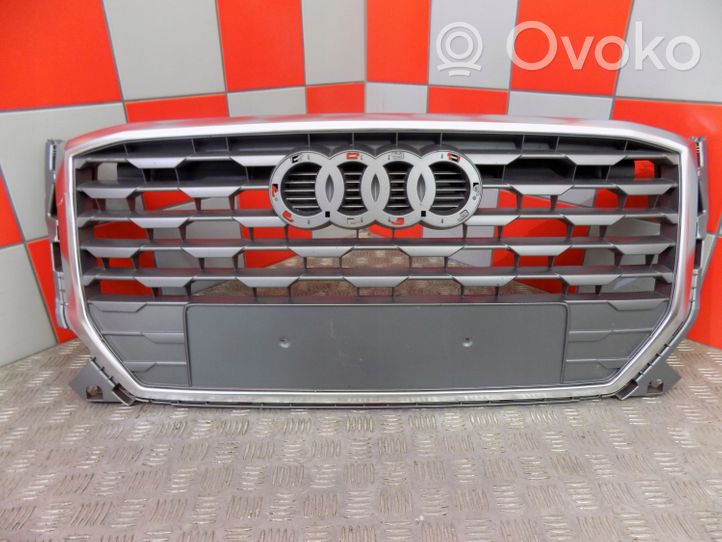 Audi Q2 - Front bumper upper radiator grill 81A853651