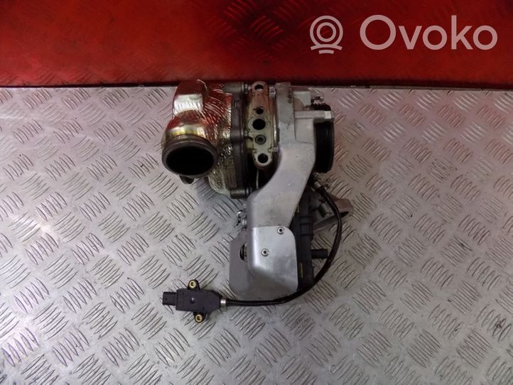 Audi Q7 4M Turbo 057145654L