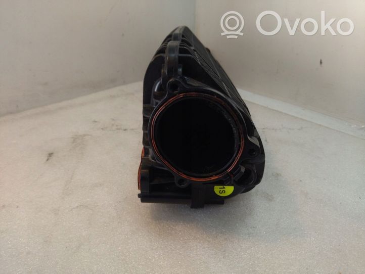 Audi Q7 4M Intake manifold 057129711BF