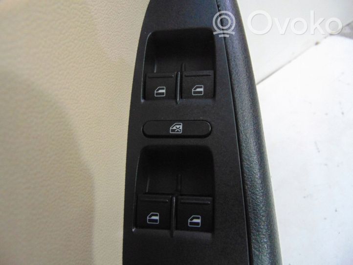 Volkswagen Jetta VI Front door card panel trim 5C7867011D