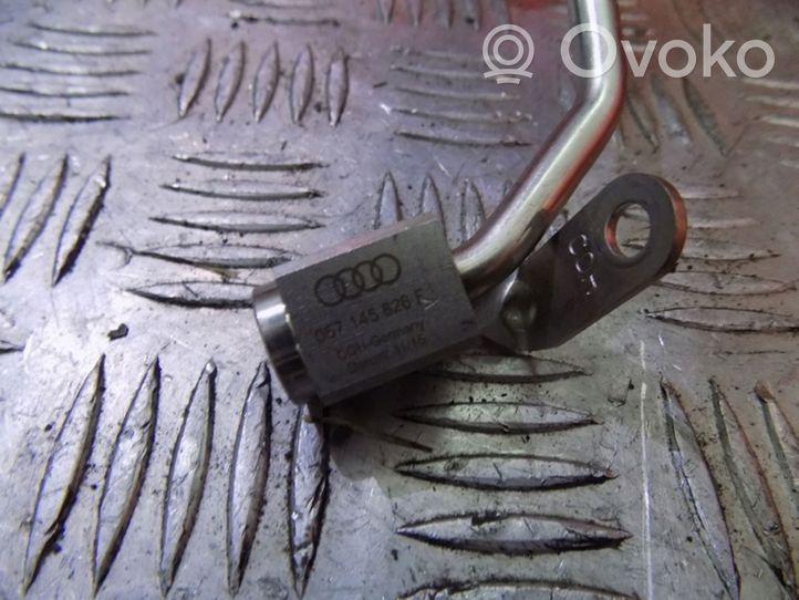 Audi Q7 4M Tubo flessibile mandata olio del turbocompressore turbo 057145826F