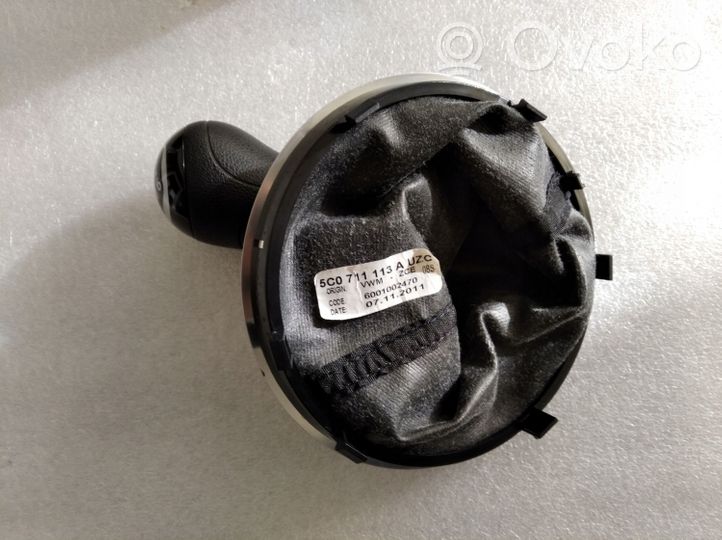 Volkswagen Beetle A5 Drążek / Pokrętło zmiany biegów 5C0711113A