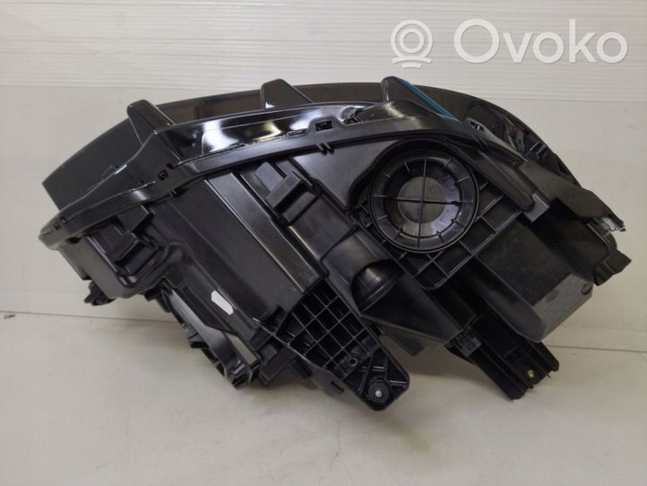 Volkswagen PASSAT B8 Lampa przednia 3G1941035Q