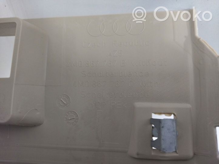 Audi Q7 4M Osłona górna słupka / D 4M0867767B