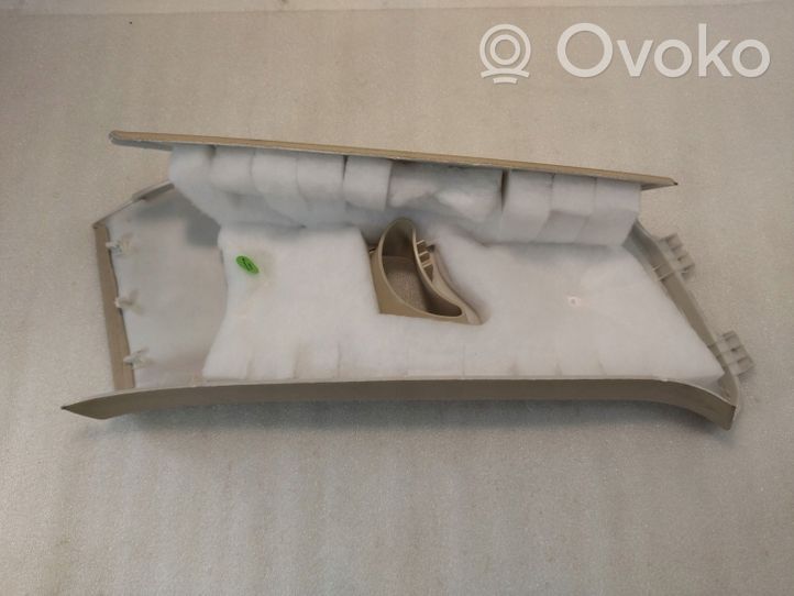 Volkswagen Touareg II Rivestimento montante (C) 7P6867242