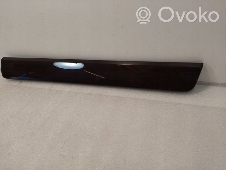 Volkswagen Touareg I Baguette moulure de porte arrière 7L6853074