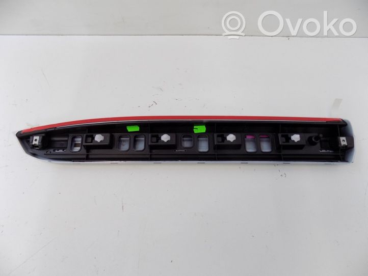 Volkswagen Arteon Takaoven lista (muoto) 3G8853991B