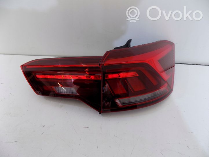 Volkswagen T-Roc Lampy tylne / Komplet 2GA945095A