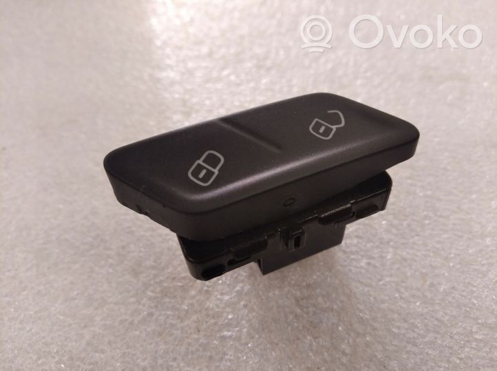 Volkswagen Golf VII Central locking switch button 5G0962125A
