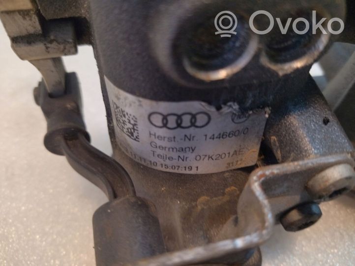 Audi RSQ3 Kolektor ssący 07K133201AE