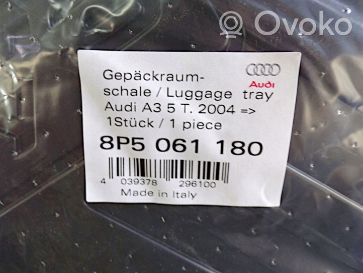 Audi A3 S3 8P Tappetino di rivestimento del bagagliaio/baule di gomma 8P5061180
