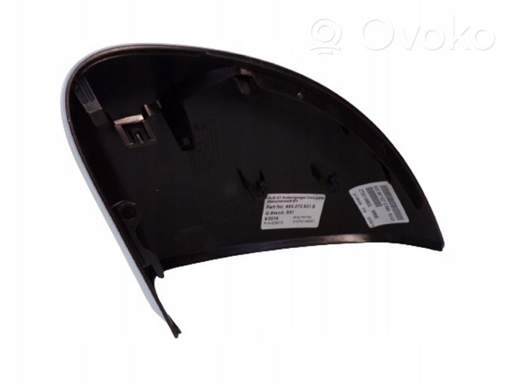 Audi A1 Moldura protectora de plástico del espejo lateral 8X0072531E