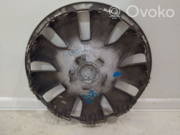 Audi A4 S4 B8 8K Mozzo/copricerchi/borchia della ruota R16 8K0601147