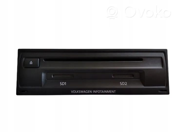 Volkswagen PASSAT B8 Unité principale radio / CD / DVD / GPS 3G0035020B