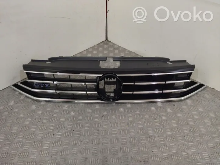 Volkswagen PASSAT B8 Maskownica / Grill / Atrapa górna chłodnicy 3G0853651CF