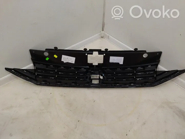 Volkswagen PASSAT B8 Grille calandre supérieure de pare-chocs avant 3G0853651DE