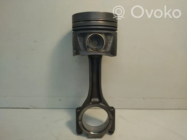 Volkswagen Amarok Piston avec bielle 03L107065AG